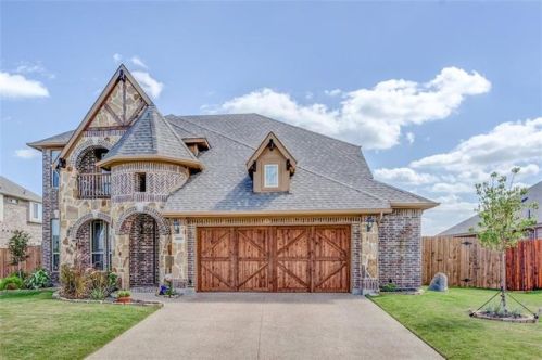 4805 Parkplace Dr, Argyle TX  76226 exterior