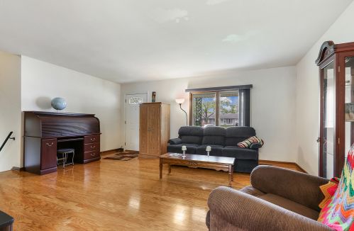 16711 Le Claire Ave, Oak Forest, IL 60452-4431