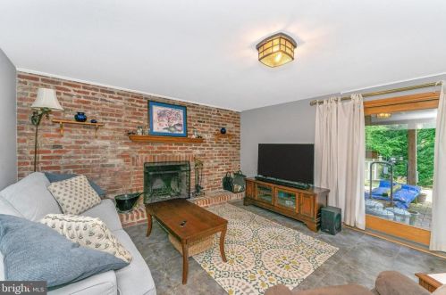 13104 Jingle Ln, Silver Spring MD 20906-3734 exterior