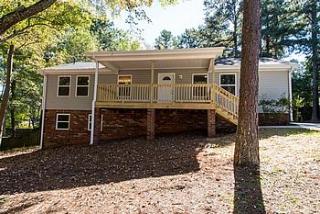 5715 Macedin Dr, Douglasville, GA 30135-4039