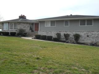 225 Gillen Dr, Ravenscroft, TN 38583-1403