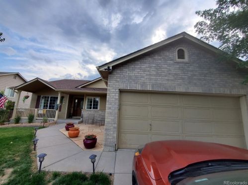 5273 Nepal Way, Aurora CO  80015-6441 exterior