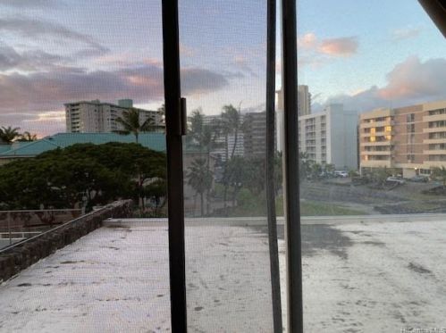 2888 Ala Ilima St, Honolulu HI  96818-5220 exterior
