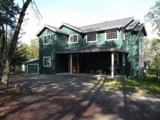 6743 Griffin Ln, Applegate, OR 97530-9327