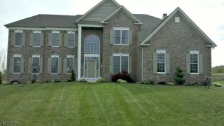 1 Flagstone Hill Rd, Wantage, NJ 07461-2236