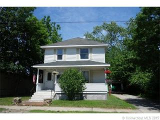 19 Lincoln Ave, Pawcatuck, CT 06379-1857