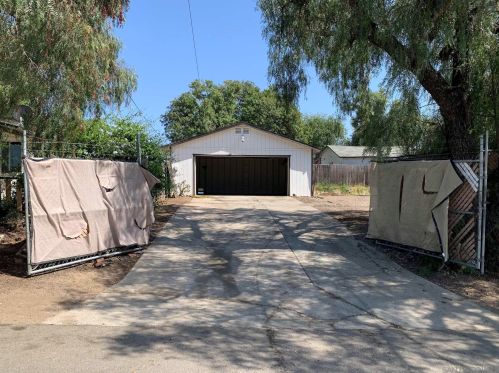 842 A St, Ramona, CA 92065-1924
