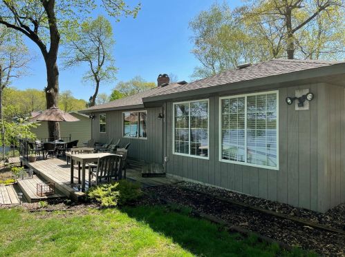 17685 Rice Lake Rd, Eden Valley, MN 55329-9477