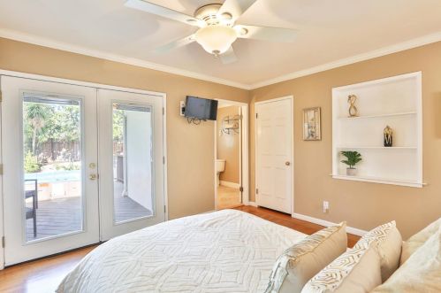 1731 Larkellen Ln, Los Altos CA exterior