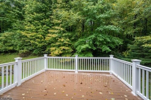 51 Woodland Rd, Dover NJ  07869-4135 exterior