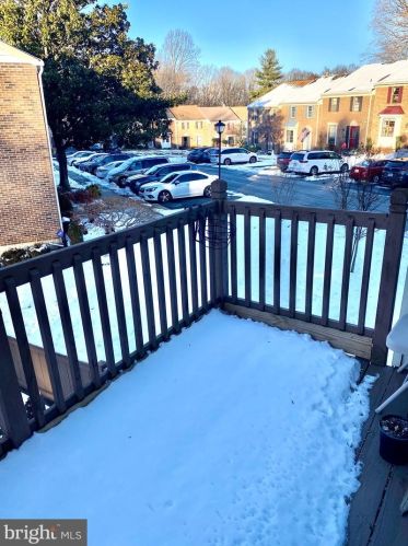 6060 Heathwick Ct, Springfield VA  22015-3236 exterior