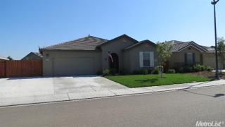 2332 Maple Hollow Ln, Manteca, CA 95336-8280