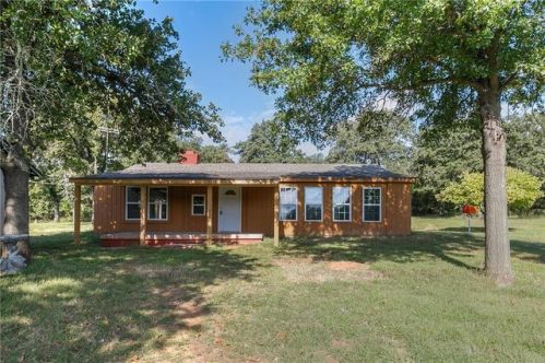 16709 Topaz Ln, Norman, OK 73026-9160