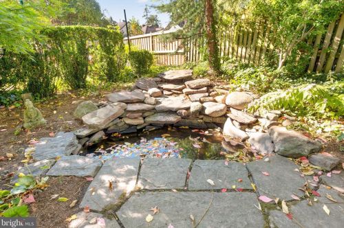 9112 Glenridge Rd, Silver Spring MD 20910-2127 exterior