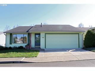 2002 149th Ave, Portland OR  97230-4625 exterior