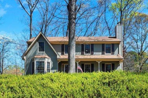 2874 Sudbury Ct, Marietta, GA 30062-4324