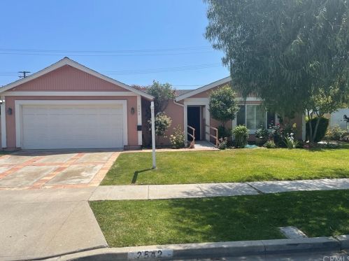3542 Thor Ave, Los Alamitos, CA 90720-3969