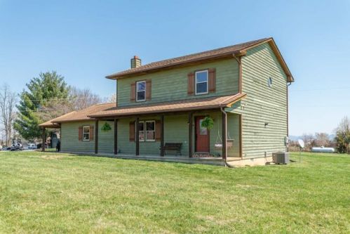 137 Earhart Ln, Verona, VA 24482-2805