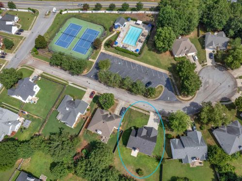 718 Old Stone Ct, Stockbridge GA  30281-7616 exterior