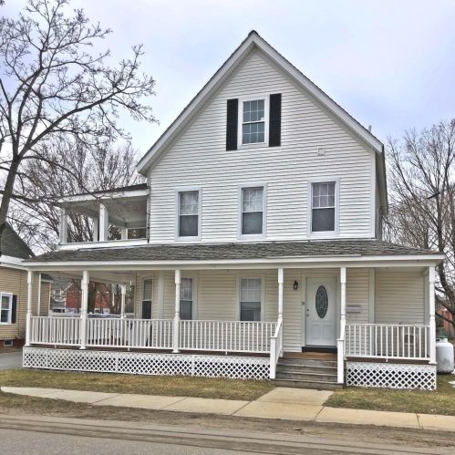 18 Howard St, Keene, NH 03431-3037