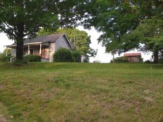 3371 Bethlehem Rd, Springfield, TN 37172-6415