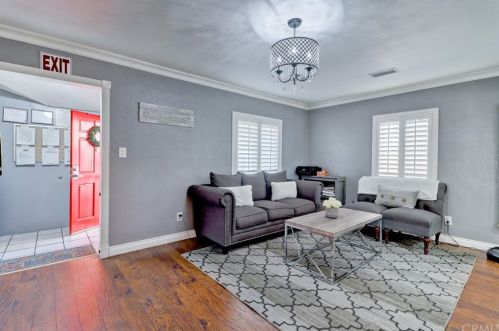 6208 Oxsee Ave, Whittier, CA 90606-1538