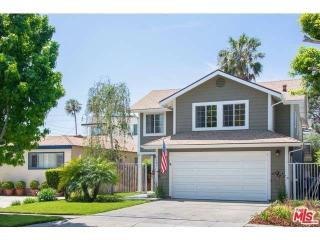 3481 Rosewood Ave, Los Angeles, CA 90066-2242