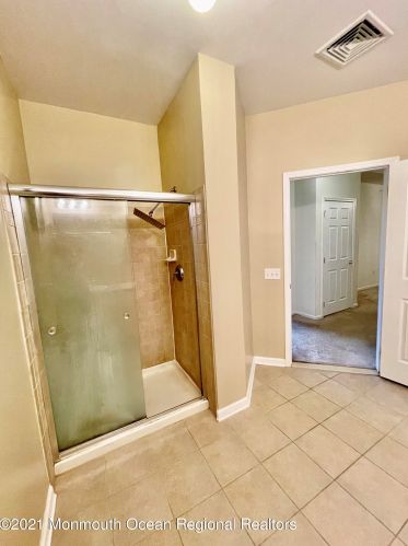 431 Ml Pond Way, Tinton Falls NJ 07724-2477 exterior