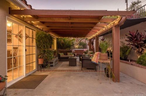 1096 Ponderosa Ave, San Marcos CA  92069-2146 exterior