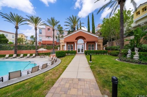 1035 Stresa Way, Anaheim CA  92808-2432 exterior