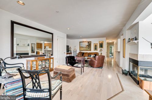 314 Brickhouse Rd, Princeton NJ  08540-7352 exterior