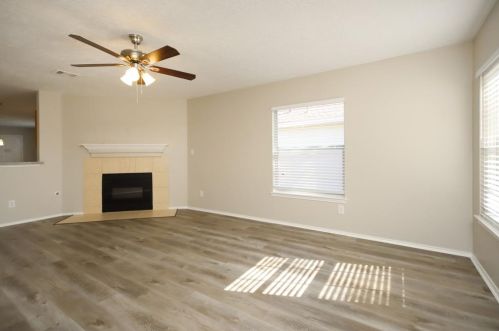 7835 Northfork Hollow Ln, Richmond TX  77407-2289 exterior