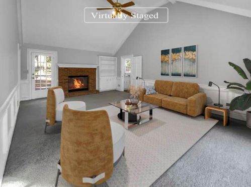 1576 Fieldgreen Trce, Stone Mountain, GA 30088-3721