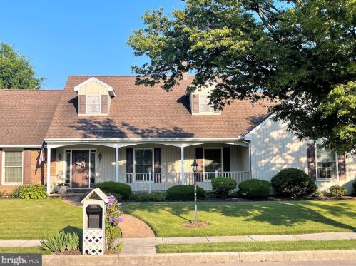 307 Deguy Ave, Hanover, PA 17331-1398