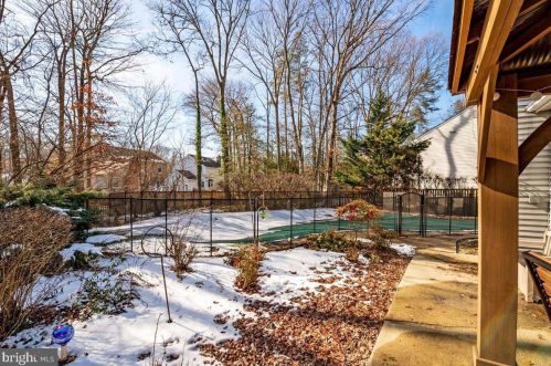 255 Baskerville Ct, Severna Park MD 21146-2125 exterior