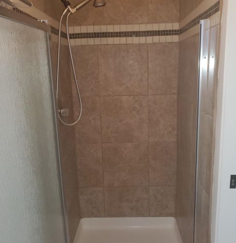 260 Earlham Dr, Turlock CA 95382-1700 exterior