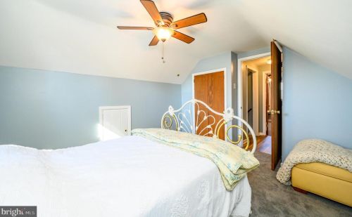 5 Petty Rdg Rd, Trenton NJ 08620-2419 exterior