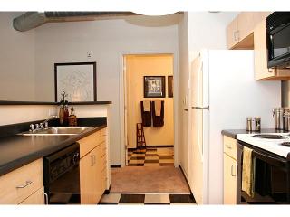 200 Rampart Way, Denver CO  80230-6852 exterior