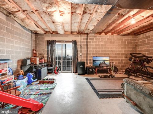 162 Eagle Dr, Ephrata PA 17522-8772 exterior