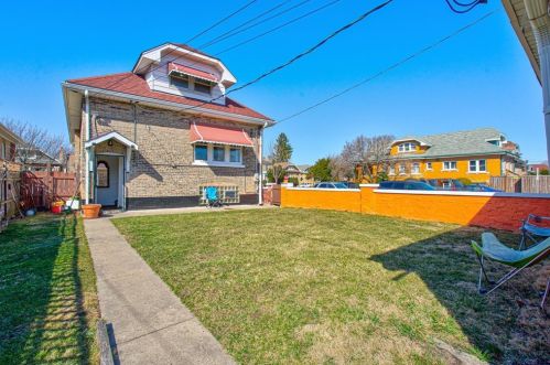 1901 East Ave, Forest View IL  60402-1925 exterior