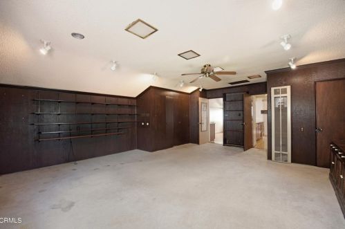 2362 Chapman Rd, Glendale CA  91214-3013 exterior