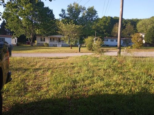 85 Barber Rd, Porterdale, GA 30016-4101