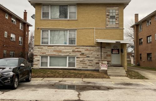 1912 State St, Calumet City, IL 60409-1725