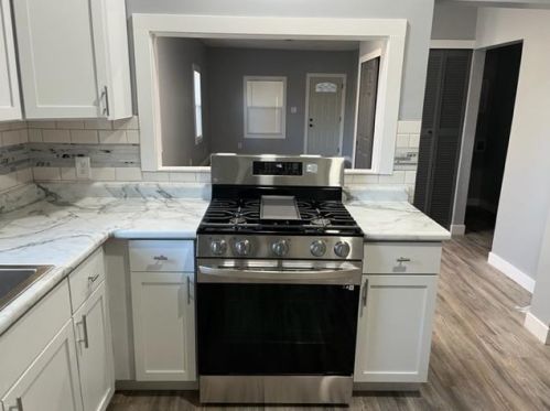 1040 43 Ave, Gary IN 46409-2218 exterior