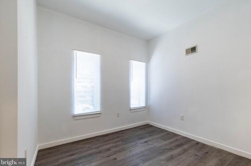 2024 8th St, Philadelphia PA  19122-1304 exterior