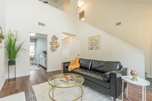 2286 Charleston Pointe, Atlanta GA  30316-3025 exterior