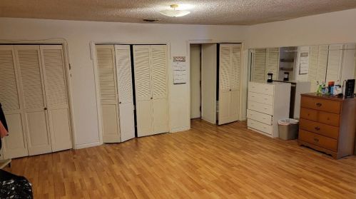 2905 Elmlawn Dr, Anaheim CA  92804-3914 exterior