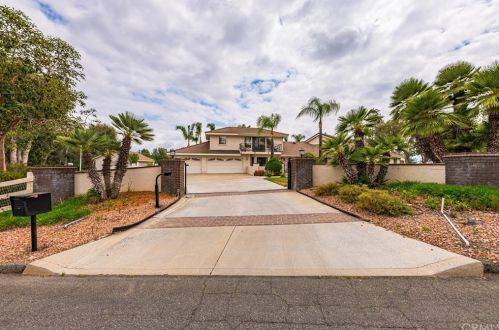 31177 Mariposa Pl, Temecula, CA 92592-2642