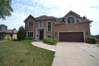 161 Prairie Ave, Hanover Park, IL 60108-1148