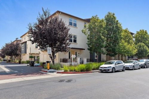 691 Macabee Way, Hayward, CA 94541-4385
